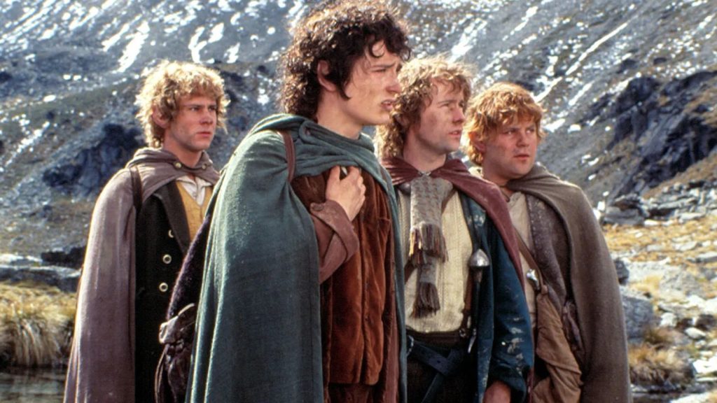 एलियाह वुड का सुझाव: The Hunt for Gollum में फ्रोडो को लड़ते हुए दिखाइए