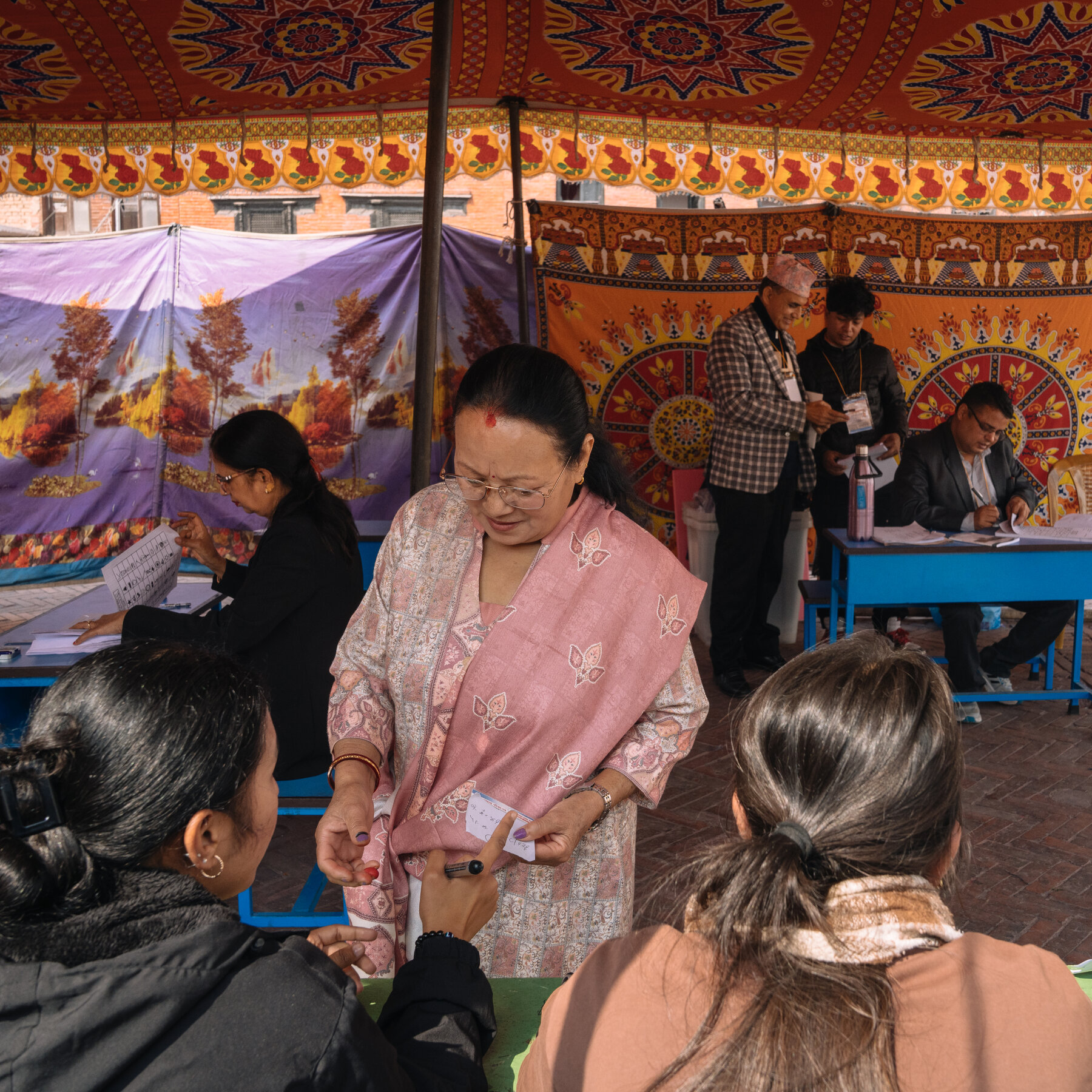 从舞台到议会：一位千禧说唱歌手如何引领尼泊尔新篇章