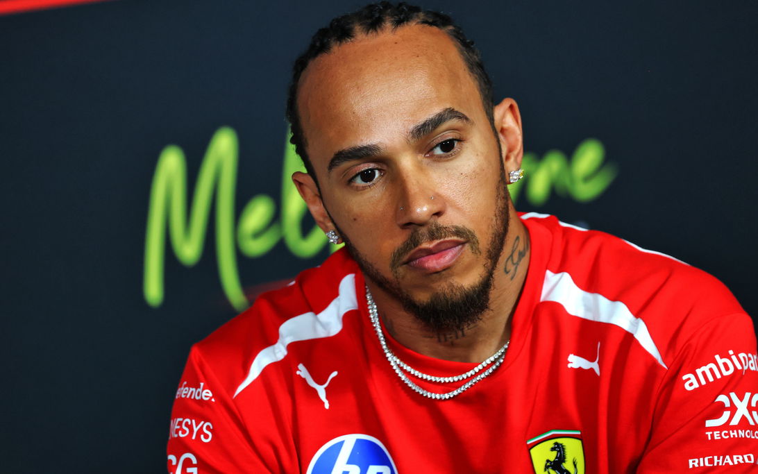 La Ferrari di Hamilton trova un lato positivo in un venerdì 'impegnativo' a Melbourne