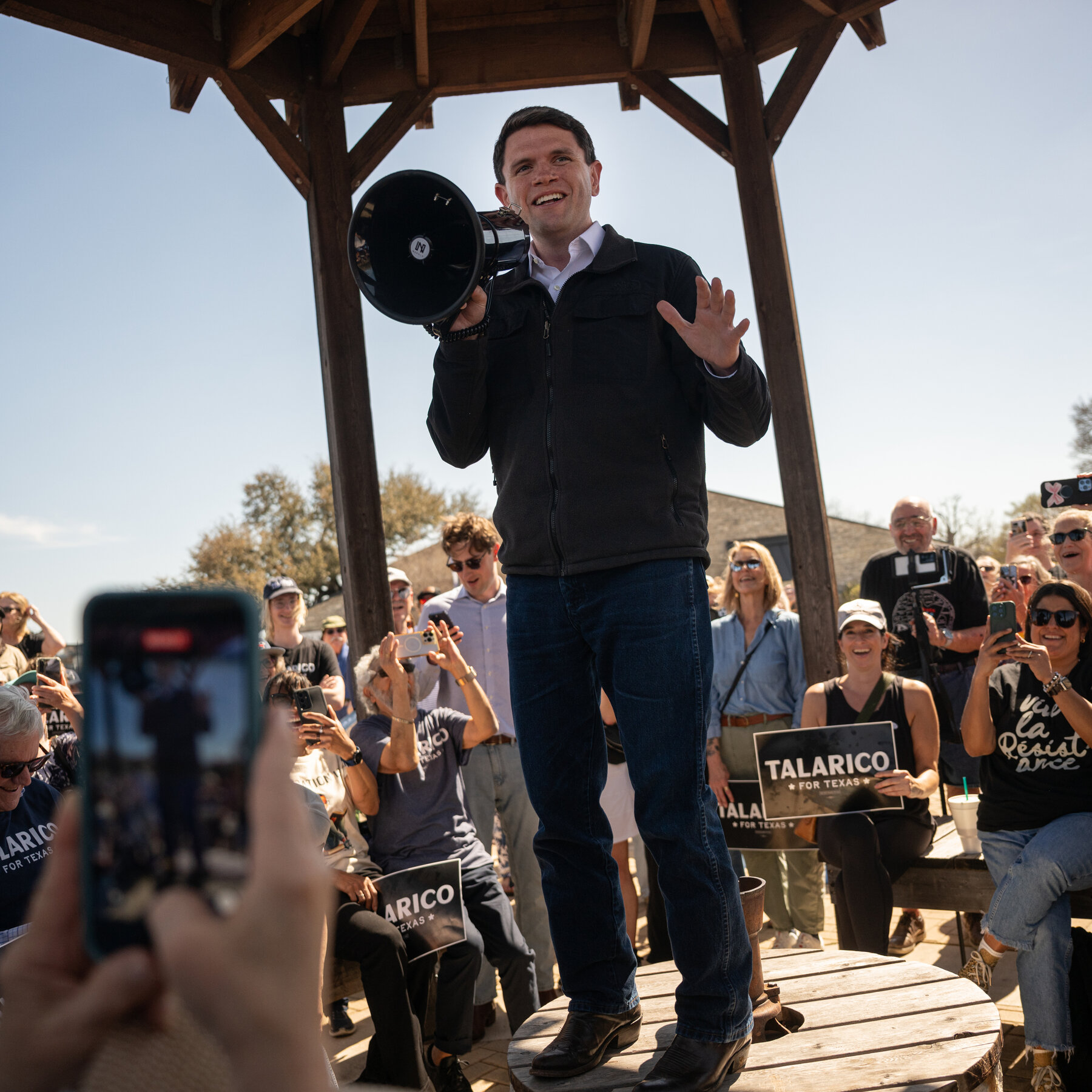 Comment la stratégie du 'gentil garçon' d'un démocrate texan a défié le manuel politique