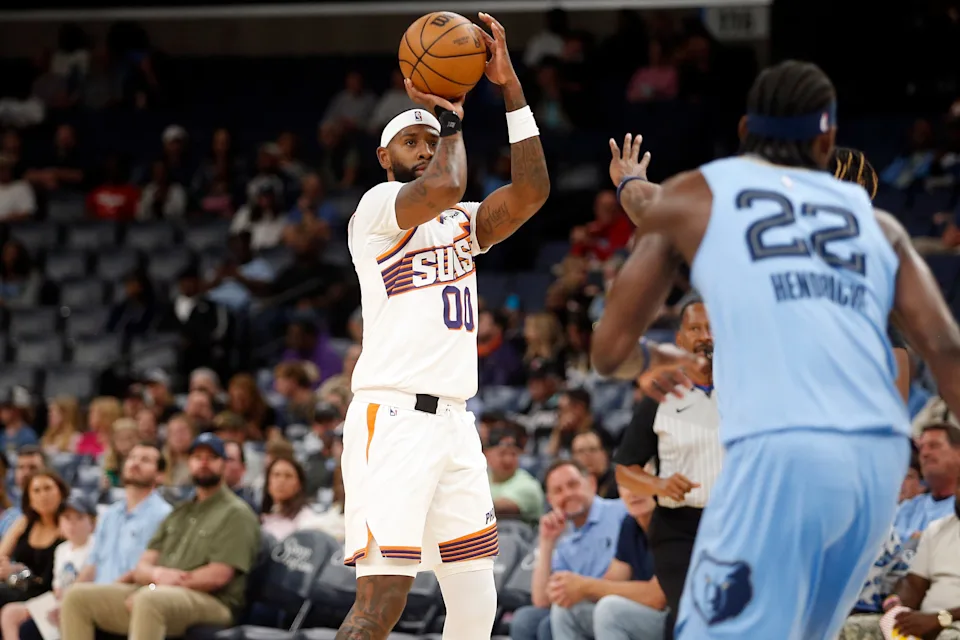 Les enseignements des Suns : victoire à Memphis, retour de Brooks et calculs pour le classement